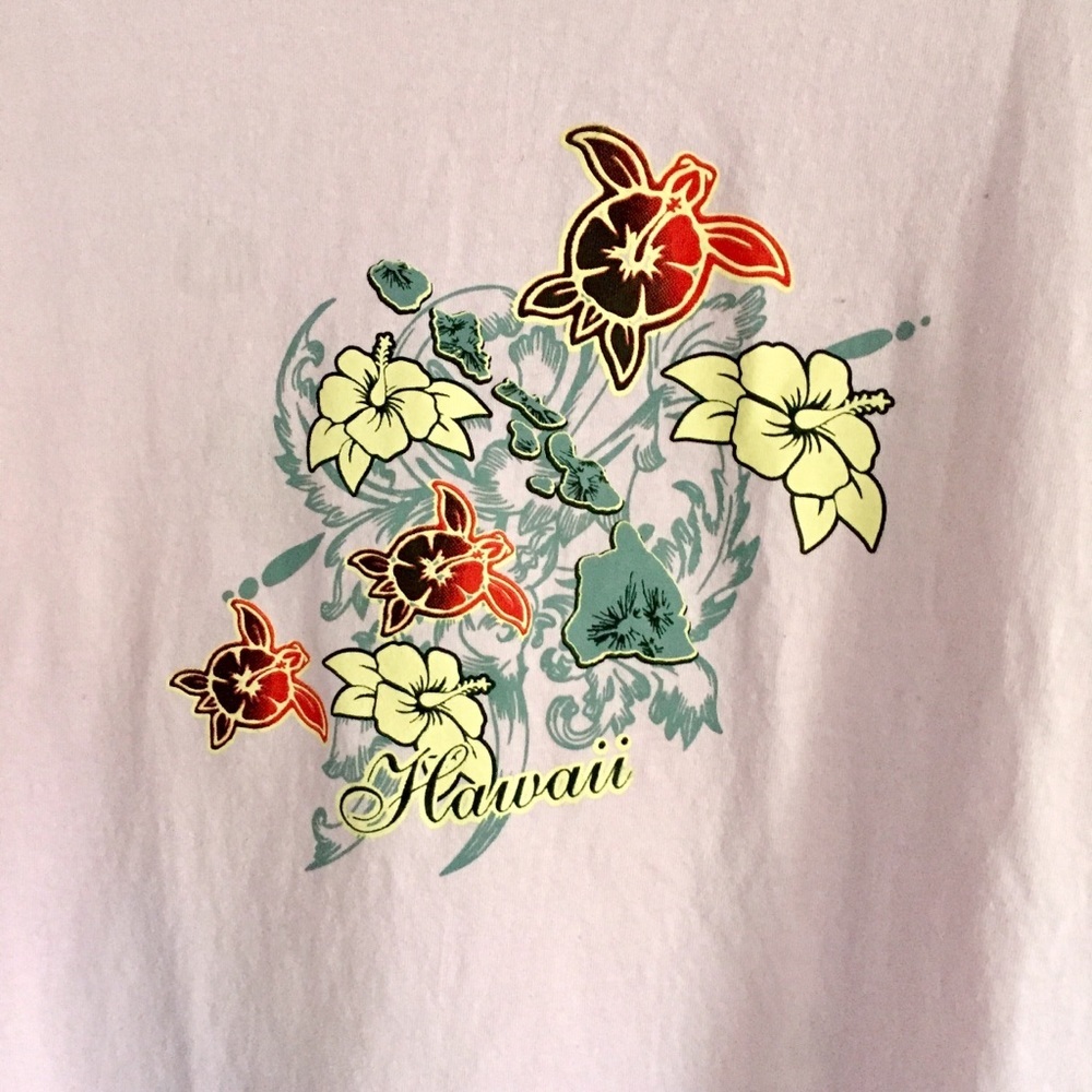 Pink Hawaii T-shirt Size Large - Picture 2 of 3